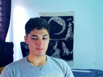 mon1_day – webcam model profile photo Image 3