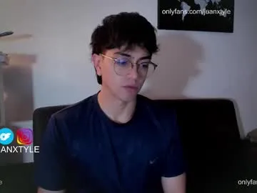 sydaffect – webcam model profile photo Image 12