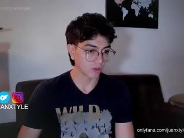 sydaffect – webcam model profile photo Image 13