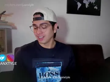 sydaffect – webcam model profile photo Image 8