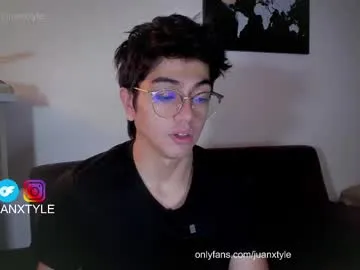 sydaffect – webcam model profile photo Image 9