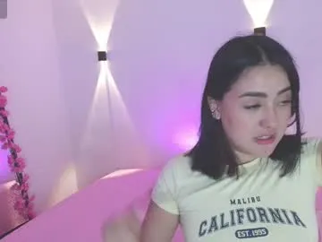 helenamoeller – webcam model profile photo Image 6