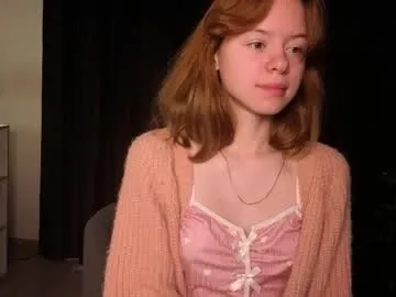 Runarunapi – webcam model profile photo Image 6