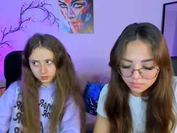 Runarunapi – webcam model profile photo Image 16