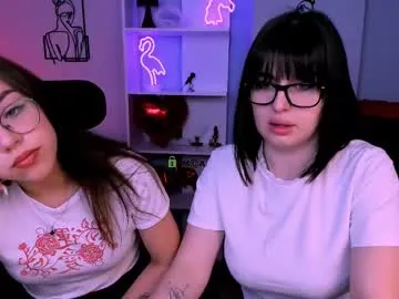 Runarunapi – webcam model profile photo Image 8