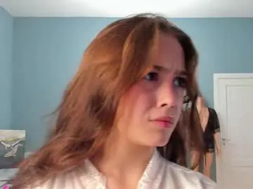 mollyflwers – webcam model profile photo Image 3