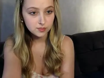 kittynchloe – webcam model profile photo