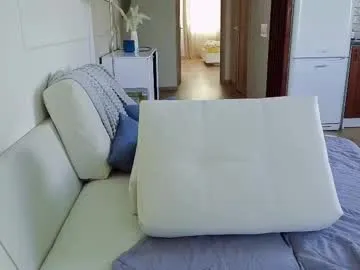 Runarunapi – webcam model profile photo Image 8