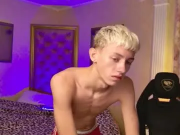 sigmasian – webcam model profile photo Image 15