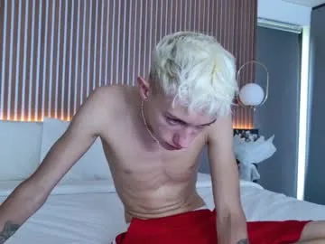 sigmasian – webcam model profile photo Image 9