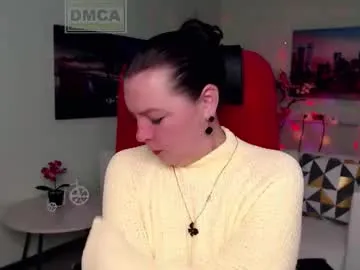 Runarunapi – webcam model profile photo Image 12