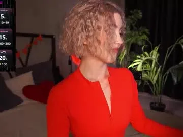 Runarunapi – webcam model profile photo Image 7