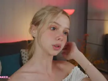 lil_eva – webcam model profile photo Image 12