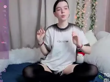 Runarunapi – webcam model profile photo Image 5