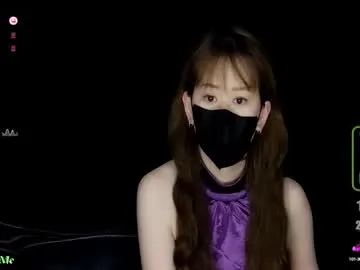 Runarunapi – webcam model profile photo Image 10