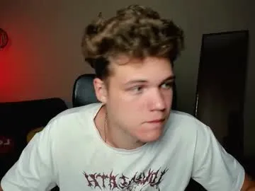 aviebby – webcam model profile photo Image 2