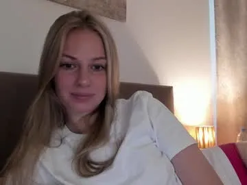 Ribon_n – webcam model profile photo Image 17