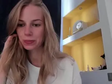 Ribon_n – webcam model profile photo Image 7