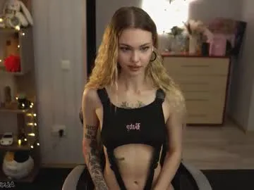 _Alice_1 – webcam model profile photo Image 12