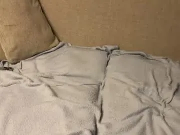 travonidas – webcam model profile photo Image 7