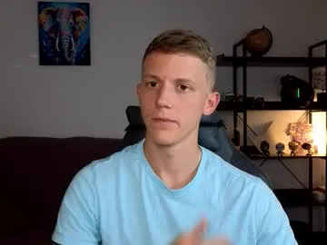 martintw_17 – webcam model profile photo Image 16