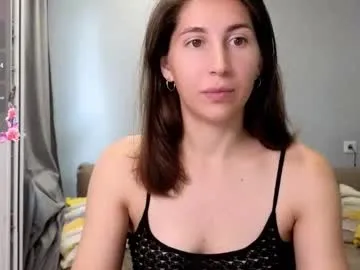 Runarunapi – webcam model profile photo Image 5