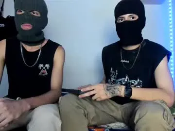 Runarunapi – webcam model profile photo Image 7