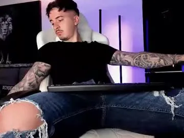 sukebegorilla – webcam model profile photo Image 13