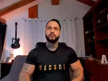 AAASuck – webcam model profile photo Image 17