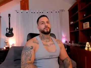 AAASuck – webcam model profile photo Image 3