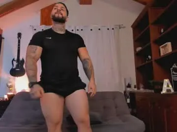 AAASuck – webcam model profile photo Image 4