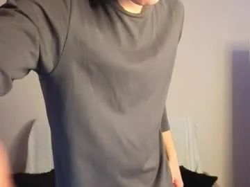 Runarunapi – webcam model profile photo Image 11