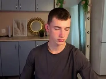 Runarunapi – webcam model profile photo Image 3