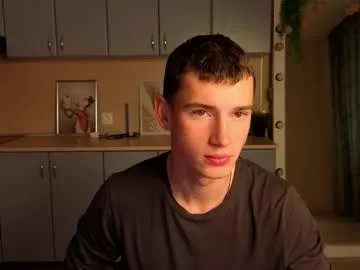 Runarunapi – webcam model profile photo Image 9