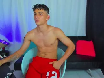 aviebby – webcam model profile photo Image 3