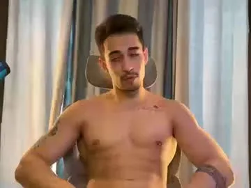 lucaskodak – webcam model profile photo Image 19