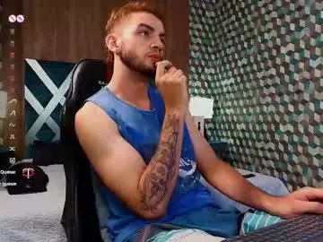 Runarunapi – webcam model profile photo Image 13