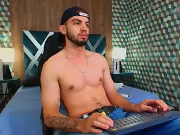 Runarunapi – webcam model profile photo Image 14