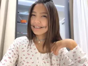 mon1_day – webcam model profile photo Image 2