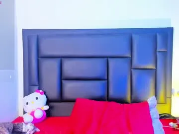 Runarunapi – webcam model profile photo Image 6