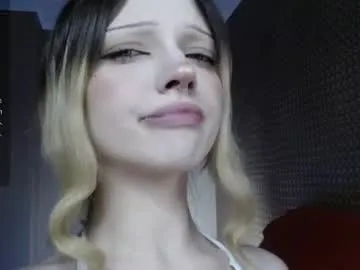 ehotlovea – webcam model profile photo Image 2