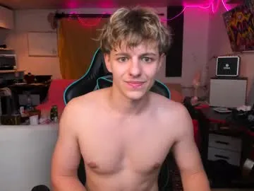 kriss0leoo – webcam model profile photo Image 14