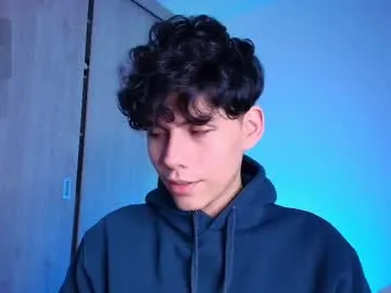 mitsuki0915 – webcam model profile photo Image 7