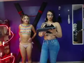 Runarunapi – webcam model profile photo Image 12