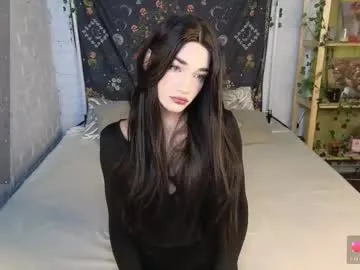 emyii – webcam model profile photo Image 6