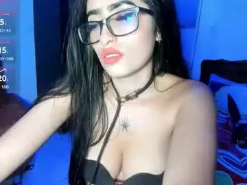 luvlivvyy – webcam model profile photo Image 15