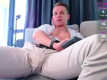 Runarunapi – webcam model profile photo Image 14