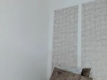 NicoleCut – webcam model profile photo Image 2