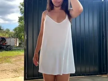 yesonee – webcam model profile photo Image 9
