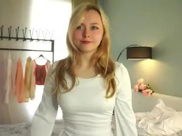 kriss0leoo – webcam model profile photo Image 3